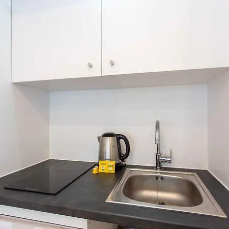 Daire Charming Studio 2p Arc De Triomphe Porte Maillot